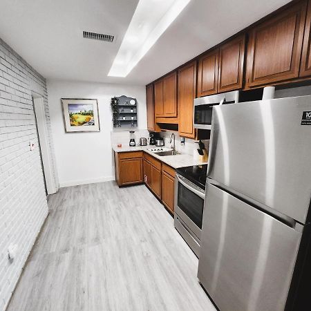 Cozy 3 Bedroom House Near Airport/Raymond Stadium/Downtown. 坦帕 外观 照片