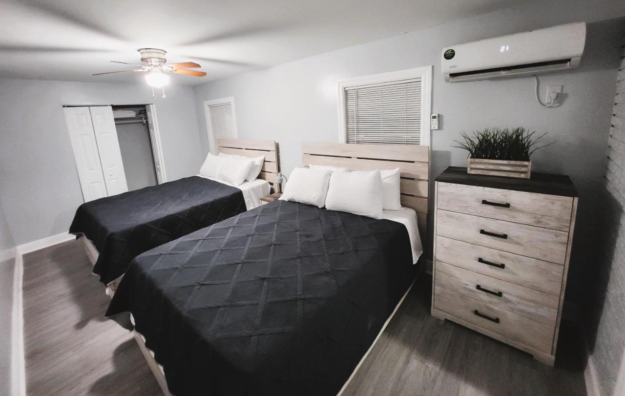 Cozy 3 Bedroom House Near Airport/Raymond Stadium/Downtown. 坦帕 外观 照片